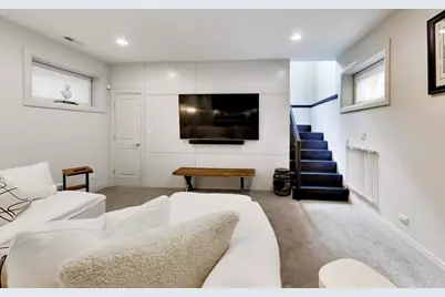 2527 W Medill Avenue, Chicago, IL 60647 - Photo 33