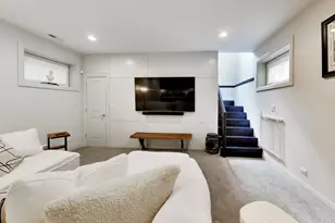 2527 W Medill Ave, Chicago, IL 60647 - Photo 33