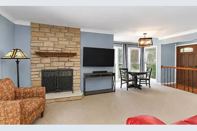 30 Whittington Crse, Saint Charles, IL 60174 - Photo 9