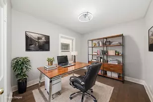 10742 S Prairie Ave, Chicago, IL 60628 - Photo 11