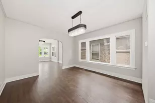 10742 S Prairie Ave, Chicago, IL 60628 - Photo 5
