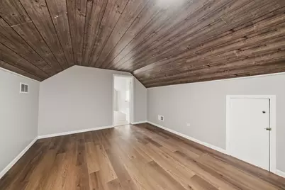 10742 S Prairie Avenue, Chicago, IL 60628 - Photo 19