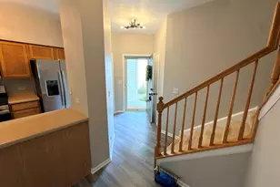 3371 Blue Ridge Dr, Carpentersville, IL 60110 - Photo 5