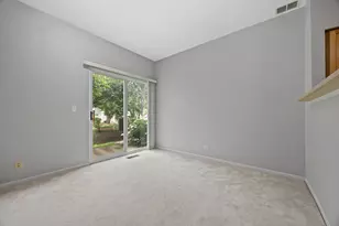 3371 Blue Ridge Dr, Carpentersville, IL 60110 - Photo 13