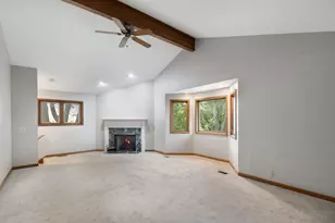 749 N Sharon Dr, Woodstock, IL 60098 - Photo 13