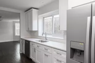 2720 W Winnemac Ave, Chicago, IL 60625 - Photo 7