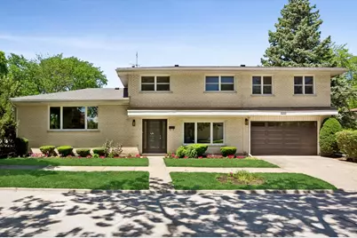 9200 Lowell Avenue, Skokie, IL 60076 - Photo 1