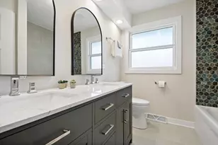 9200 Lowell Ave, Skokie, IL 60076 - Photo 19