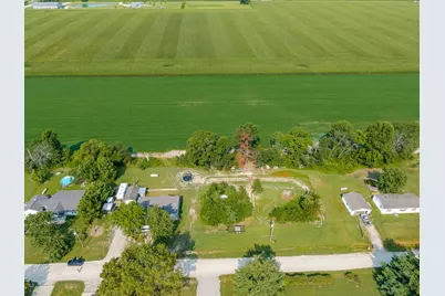 1257 Cedar Creek Drive, Centralia, IL 62801 - Photo 31