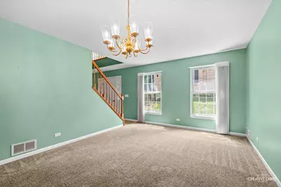 1404 Laurel Oaks Drive, Streamwood, IL 60107 - Photo 3