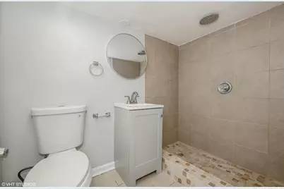 7010 S Claremont Avenue, Chicago, IL 60636 - Photo 9