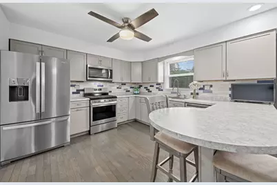 6101 Chase Avenue, Downers Grove, IL 60516 - Photo 5