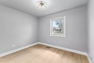 1946 Wooster Ct, Chicago Heights, IL 60411 - Photo 5