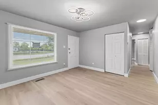 1946 Wooster Ct, Chicago Heights, IL 60411 - Photo 3