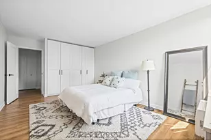 1460 N Sandburg Terrace, Chicago, IL 60610 - Photo 11