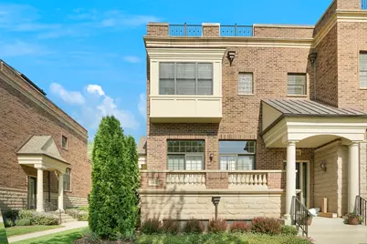 185 N Hickory Avenue, Arlington Heights, IL 60004 - Photo 1