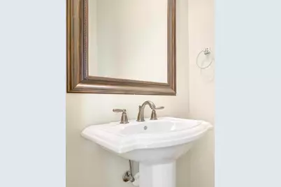 185 N Hickory Avenue, Arlington Heights, IL 60004 - Photo 5