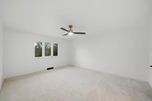 518 Meadow Ct, Winthrop Harbor, IL 60096 - Photo 13