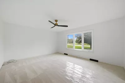 518 Meadow Court, Winthrop Harbor, IL 60096 - Photo 11