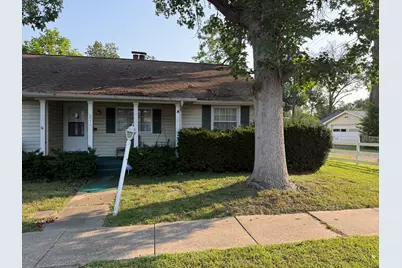 810 E 7th Street, Centralia, IL 62801 - Photo 3