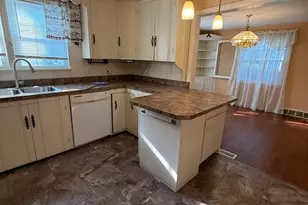 810 E 7th St, Centralia, IL 62801 - Photo 41