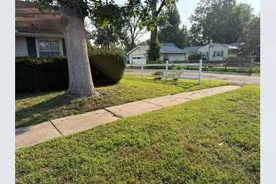 810 E 7th Street, Centralia, IL 62801 - Photo 5