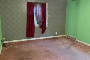810 E 7th St, Centralia, IL 62801 - Photo 27