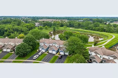 621 Woodhaven Drive, Mundelein, IL 60060 - Photo 33