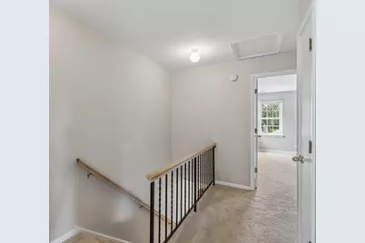 621 Woodhaven Drive, Mundelein, IL 60060 - Photo 17