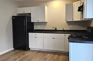 914 Hillside Ave, Antioch, IL 60002 - Photo 5