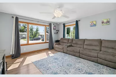 1391 Circle Drive, Kankakee, IL 60901 - Photo 5