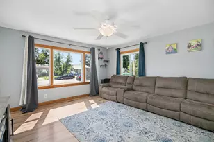 1391 Circle Dr, Kankakee, IL 60901 - Photo 5