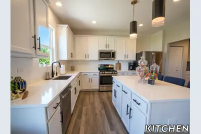 1022 Pauline Place, Plano, IL 60545 - Photo 5