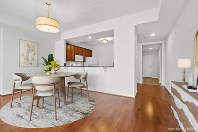 515 N Harlem Avenue #203, Oak Park, IL 60302 - Photo 5
