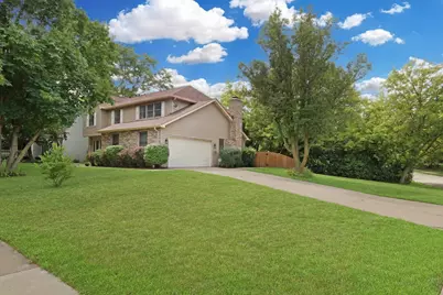 400 Cross Arm Drive, Grayslake, IL 60030 - Photo 3