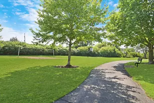 400 Cross Arm Dr, Grayslake, IL 60030 - Photo 45