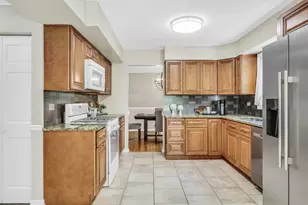 400 Cross Arm Dr, Grayslake, IL 60030 - Photo 13