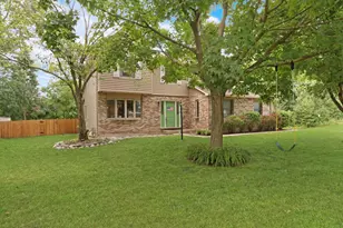 400 Cross Arm Dr, Grayslake, IL 60030 - Photo 5