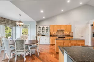 115 Cardinal Ct, Island Lake, IL 60042 - Photo 7