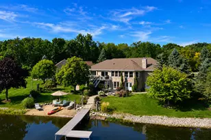 115 Cardinal Ct, Island Lake, IL 60042 - Photo 1