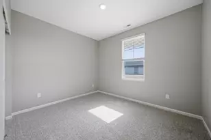 1133 Williamsburg St, Pingree Grove, IL 60140 - Photo 21