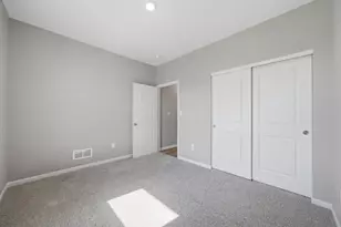 1133 Williamsburg St, Pingree Grove, IL 60140 - Photo 23