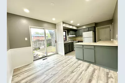 18W158 16th Street, Villa Park, IL 60181 - Photo 5