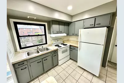 18W158 16th Street, Villa Park, IL 60181 - Photo 7