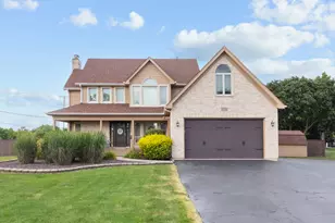 20752 Mary Dr, Lockport, IL 60441 - Photo 1