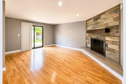 1106 Westfield Lane, Schaumburg, IL 60193 - Photo 9