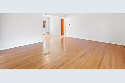 1539 Monroe Avenue #2, River Forest, IL 60305 - Photo 3