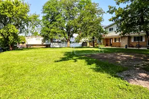 520 Glendale Rd, Glenview, IL 60025 - Photo 19
