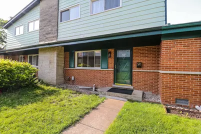520 Glendale Road, Glenview, IL 60025 - Photo 1