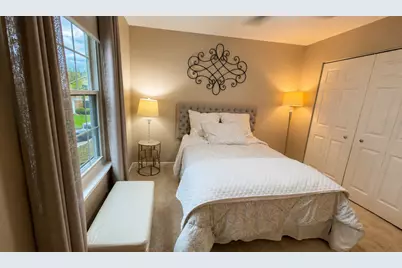 103 Marble Hill Court #B2, Schaumburg, IL 60193 - Photo 19